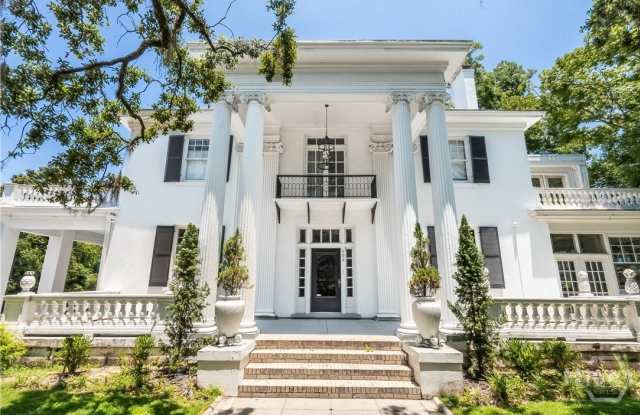 602 E Victory Drive photos photos