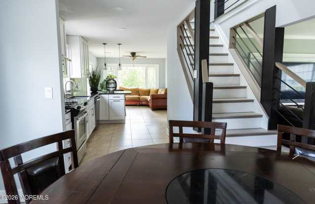 18 Arbor Way photos photos