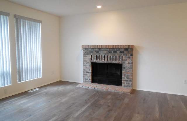 12127 SE 217th Pl Gallery 2