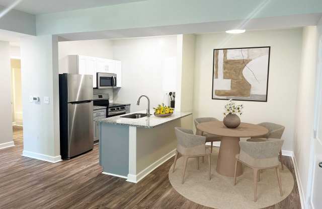 Wildwood Apartments Gallery 2