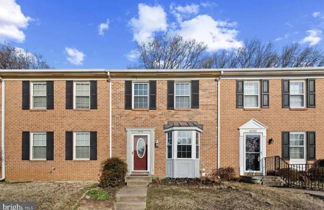 Welcome to this beautifully updated 3-bedroom, 1.5-bath brick townhome located in the desirable Marble Hill community photos photos Welcome to this beautifully updated 3-bedroom, 1.5-bath brick townhome located in the desirable Marble Hill community photos photos