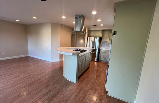 1317 W Fern Dr photos photos