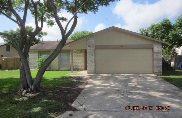 5138 TOM STAFFORD DR - 5138 Tom Stafford Drive, Kirby, TX 78219