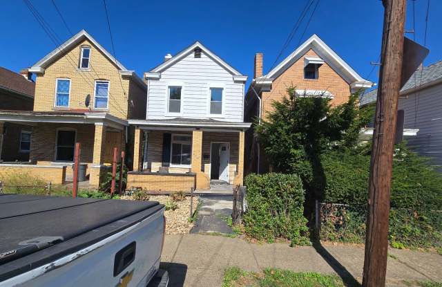 3 Bedroom 2 Bathroom - Homestead, PA - 313 West 13th Avenue, Homestead, PA 15120
