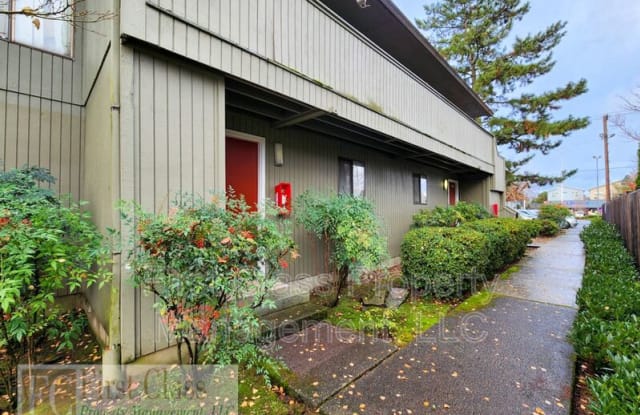 4744 SW MURRAY BLVD - 4744 Southwest Murray Boulevard, Beaverton, OR 97005