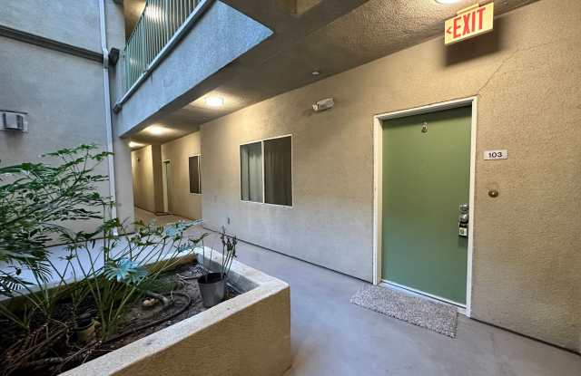 Spacious 2bed2bath Newly Renovated condo, Ready got Move In! adjacent to Warner Center/Woodland Hills! Minutes to TheVillage Westfield Topanga, shops, restaurants, market and Orange Line Transportation! photos photos
