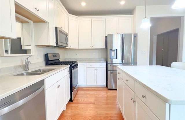 120 University Ave photos photos
