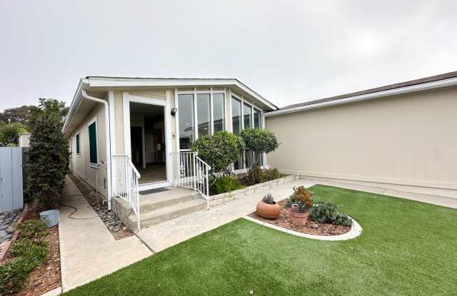 Single-level home in 55+ community of Vista Del Mar! Gallery 2