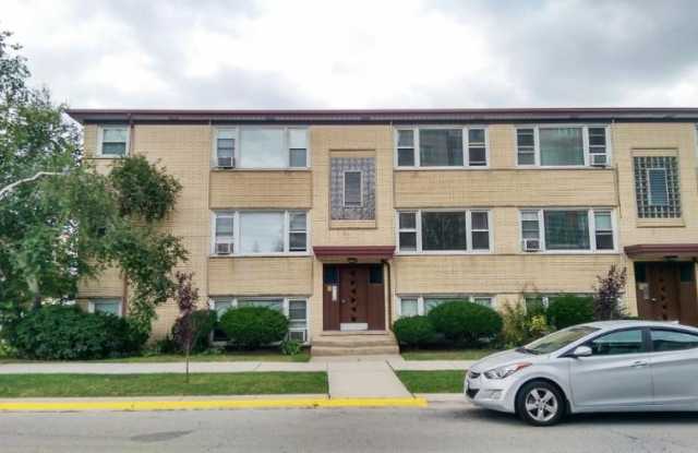 7500 West Lawrence Avenue - 7500 West Lawrence Avenue, Harwood Heights, IL 60706