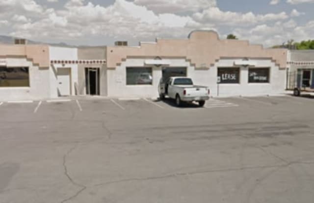 1971 Pahrump Valley Boulevard - 1971 Pahrump Valley Boulevard, Pahrump, NV 89048