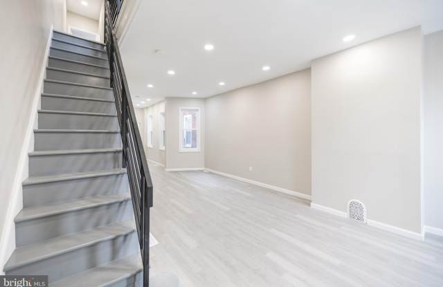 2265 E CLEARFIELD Street photos photos