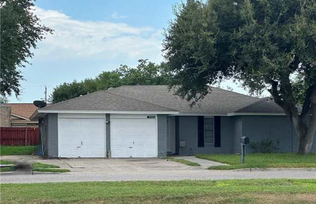 2112 Memorial Parkway photos photos