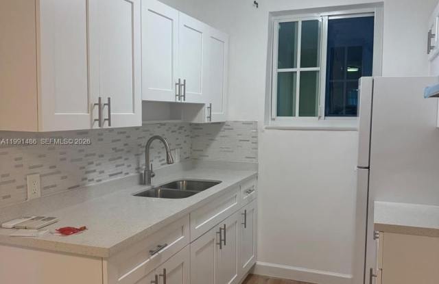 160 NE 55th St - 160 Northeast 55th Street, Miami, FL 33137