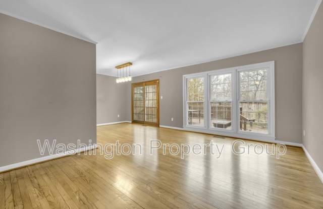 4702 Declaration Ct photos photos