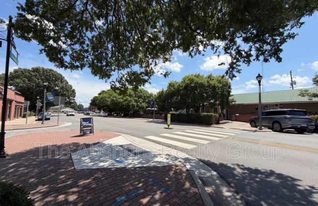 523 East Broad Street - D Gallery 2