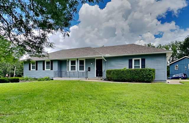 8311 Elm Ave photos photos