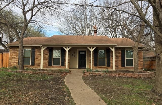 501 Via Altos - 501 via Altos, Mesquite, TX 75150