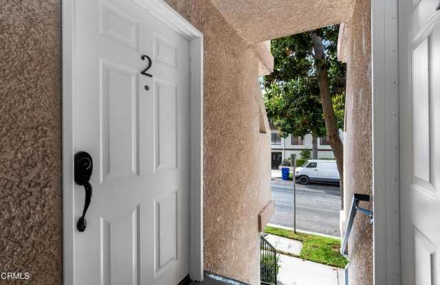 4500 Murietta Avenue photos photos