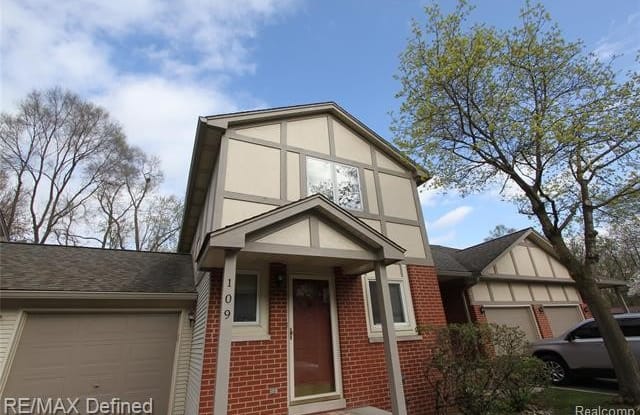 109 WALNUT BLVD photos photos