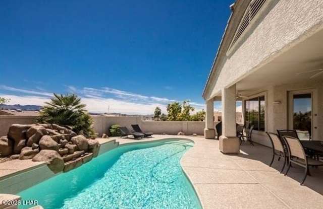 1958 Spruce Dr Gallery 3