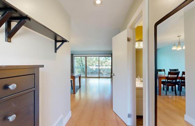707 Skynob Drive Gallery 3