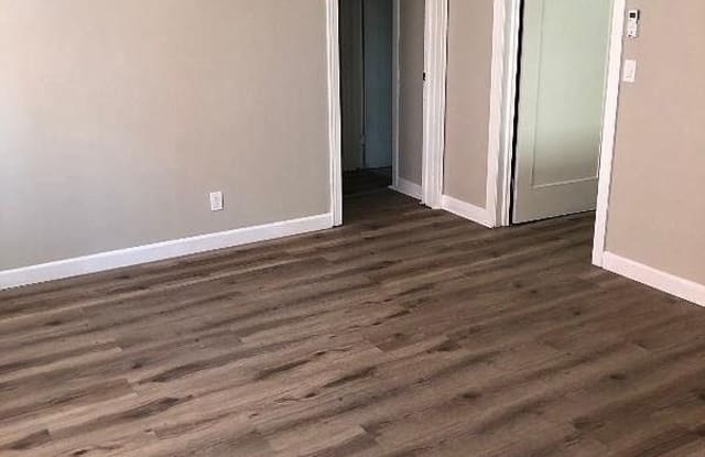 707 W 48TH ST - 707 West 48th Street, Los Angeles, CA 90037
