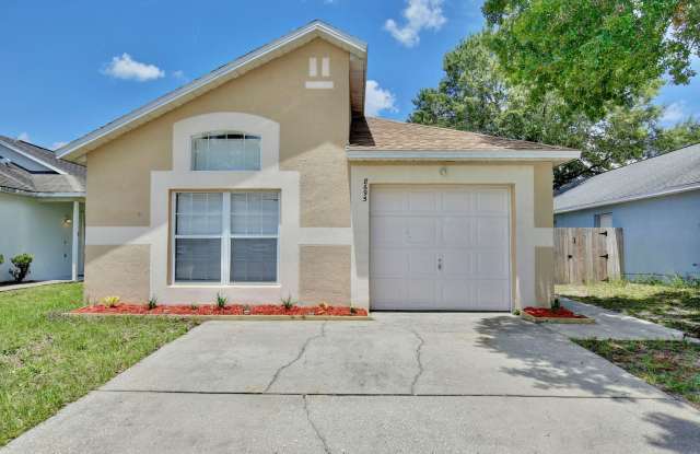 Beautiful 3/2 Home Recently Remodeled with 1 Car Garage in Valencia Woods - Orlando photos photos