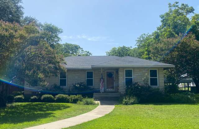 4 BEDROOM WITH POOL photos photos