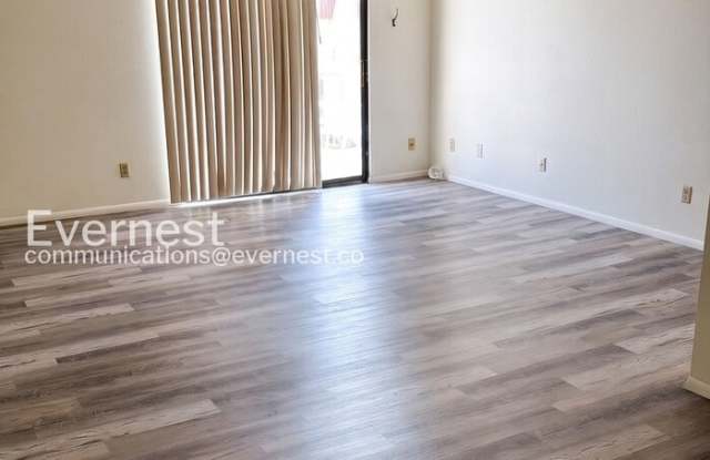 461 West Yucca Court Gallery 4