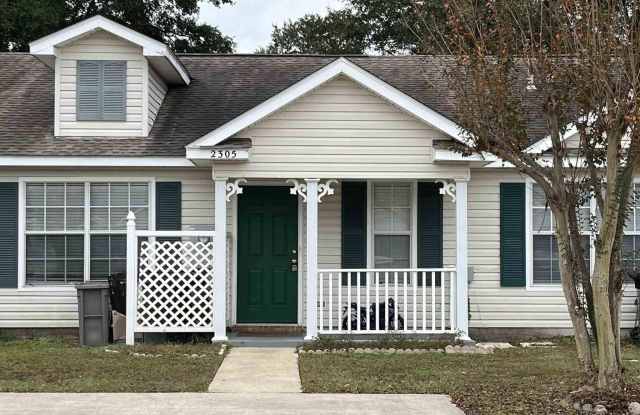 2305 Trailwood Dr - 2305 Trailwood Drive, Escambia County, AL 32533