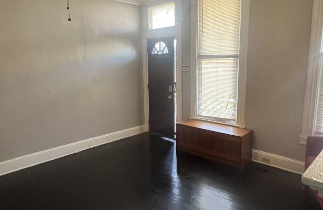 2821 Clifton Avenue #6 Gallery 4