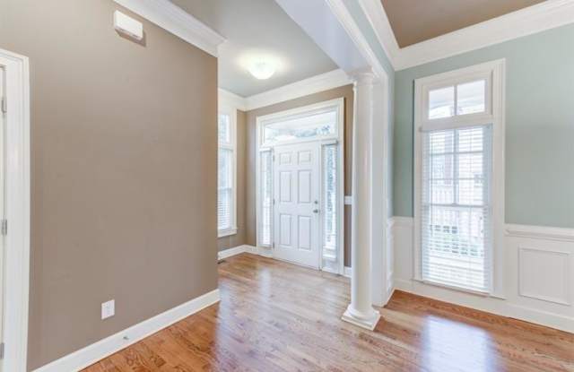 1414 Wembley Court NE Gallery 2
