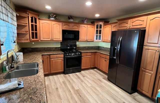 2395 Spring Oak Way Gallery 4