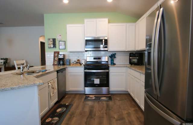 3602 Copper Willow Gallery 2