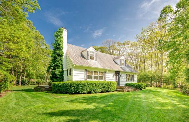 128 Three Mile Harbor Hog Creek Road photos photos