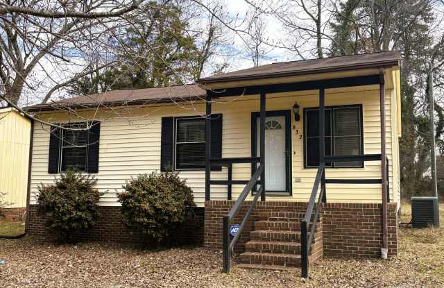 3 Bedroom, 2 Bathroom House in High Point! photos photos