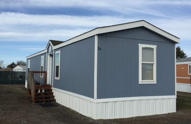 Nice manufactured home in North Pointe. photos photos