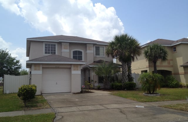 2612 Spring Hill Dr - 2612 Spring Hill Drive, Buenaventura Lakes, FL 34743