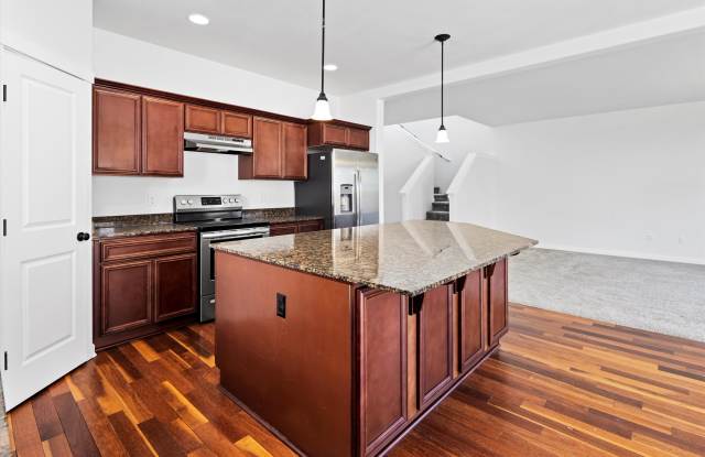 679 Ilwaco Place Northeast Gallery 3