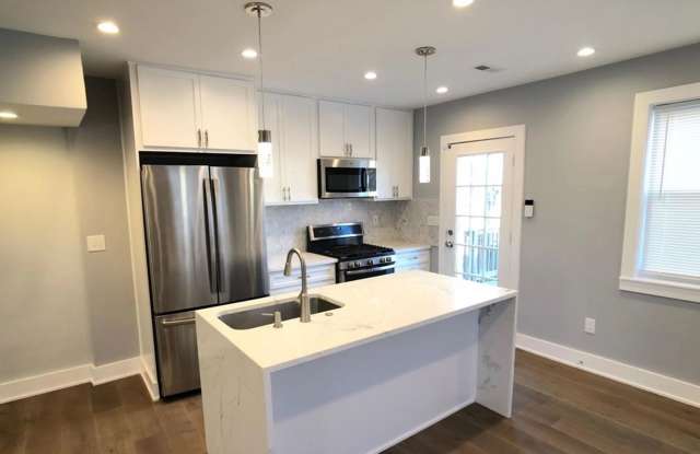3BR / 1 Bath Apartment Unit in Washington, DC Gallery 3