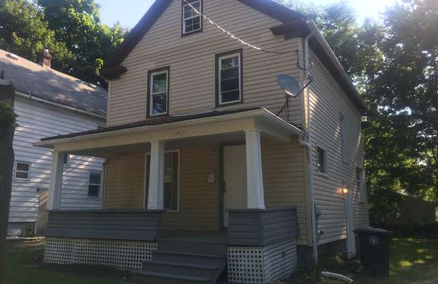 1017 La Croix St photos photos