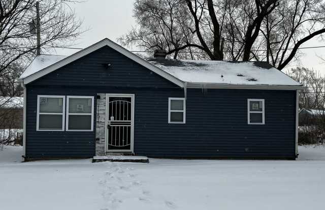 Section 8 Ready Home ! Accepting S8 Applicants! photos photos