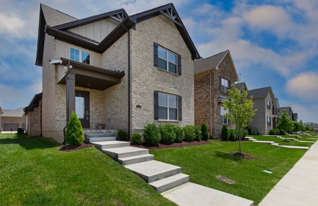1025 Paddock Park Cir - 1025 Paddock Park Circle, Gallatin, TN 37066