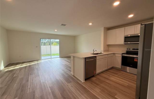 6524 SW 82ND Loop Gallery 4