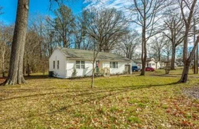 Modern 3 Bed/1 Bath Home! photos photos