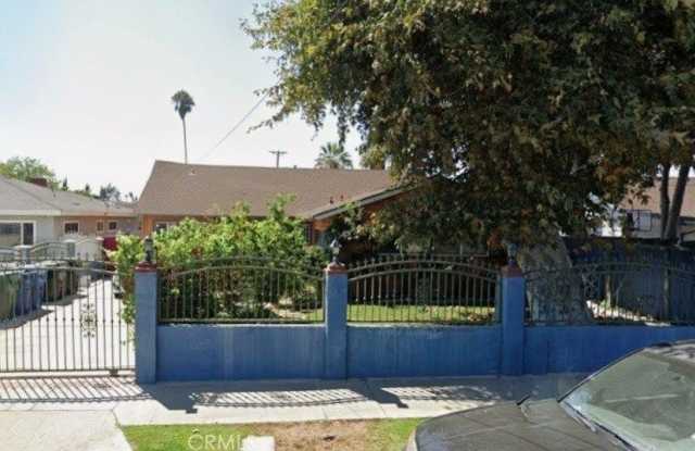 7029 Bellaire Avenue photos photos