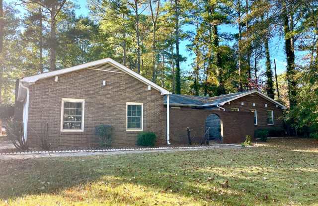 Welcome to this charming 3-bedroom, 1.5-bathroom home located in the vibrant community of Conyers, GA. - 3305 Spring Creek Drive Southeast, Rockdale County, GA 30013