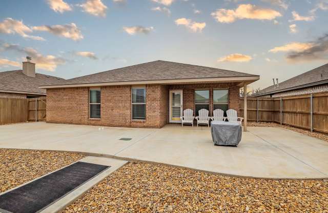 Beautiful 3 Bedroom 2 Bathroom Lease in Canyon ISD Gallery 4