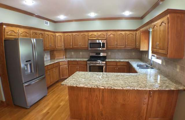 2809 SW Saddlewood Drive Gallery 4