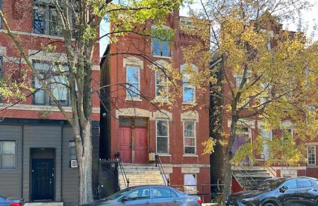 1433 Bosworth photos photos